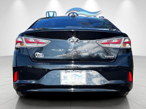 2019 Hyundai SONATA Hybrid Limited