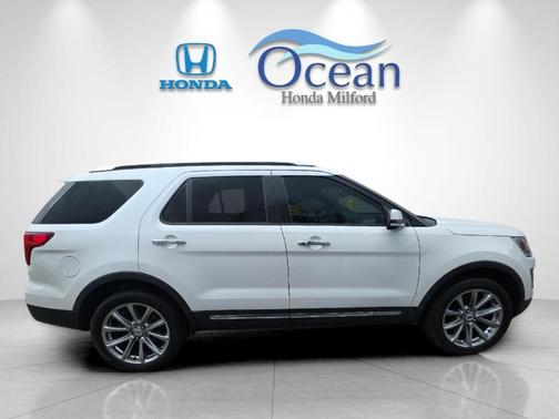 White Platinum Tri-Coat Metallic 2016 Ford Explorer Limited