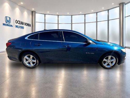 Pacific Blue Metallic 2019 Chevrolet Malibu 1LS