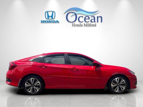 Red 2016 Honda Civic EX-T