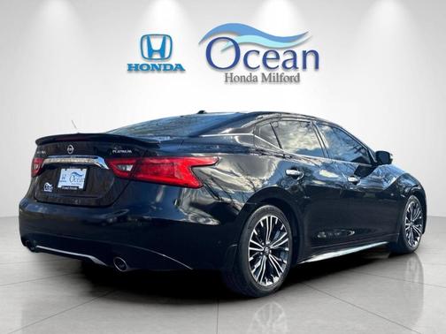 2017 Nissan Maxima 3.5 Platinum