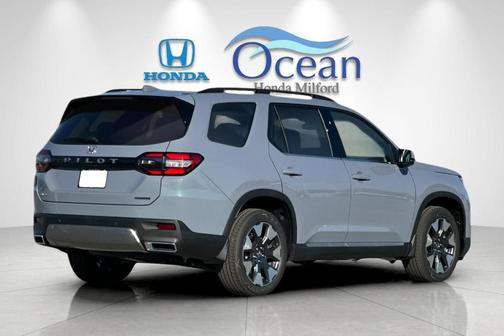 Gray 2026 Honda Pilot Touring