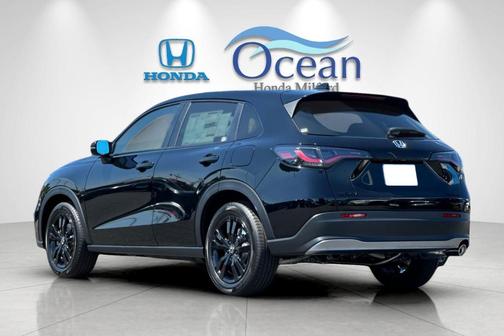 Crystal Black Pearl 2026 Honda HR-V Sport