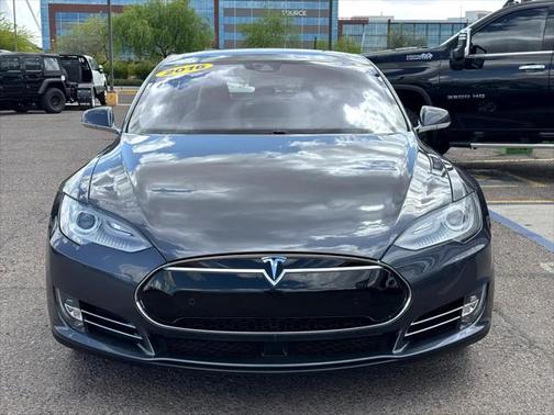 2016 Tesla Model S 90D