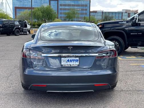 2016 Tesla Model S 90D