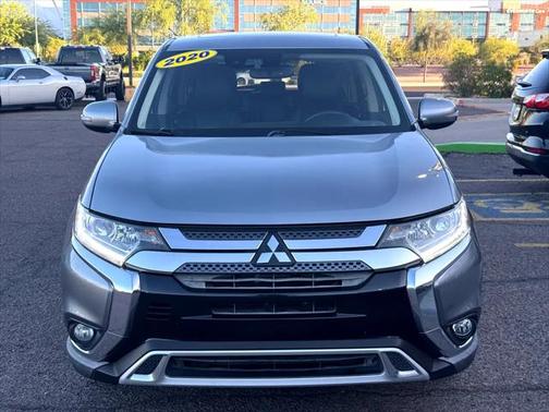 2020 Mitsubishi Outlander SE