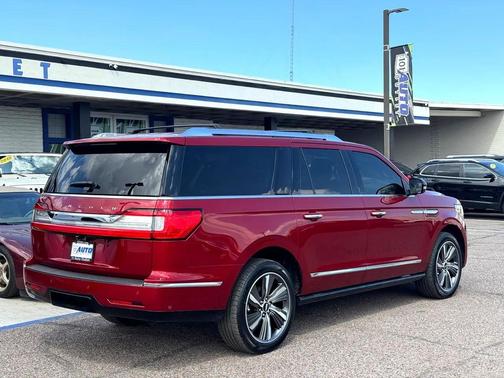 2019 Lincoln Navigator L Select