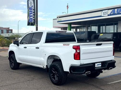 2022 Chevrolet Silverado 1500 Custom Trail Boss