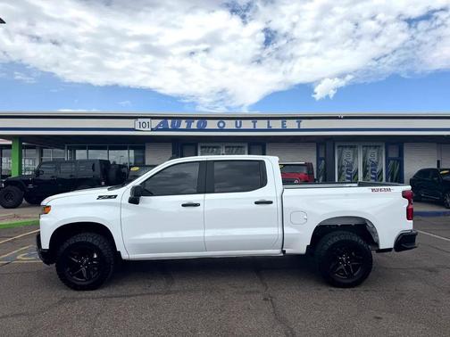 2022 Chevrolet Silverado 1500 Custom Trail Boss