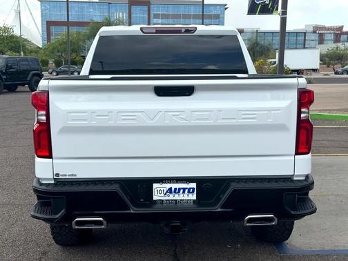 2022 Chevrolet Silverado 1500 Custom Trail Boss