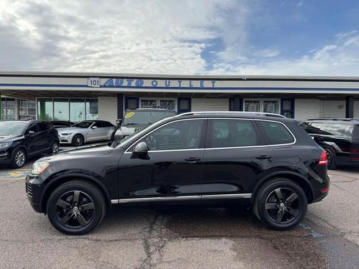 2013 Volkswagen Touareg TDI Lux