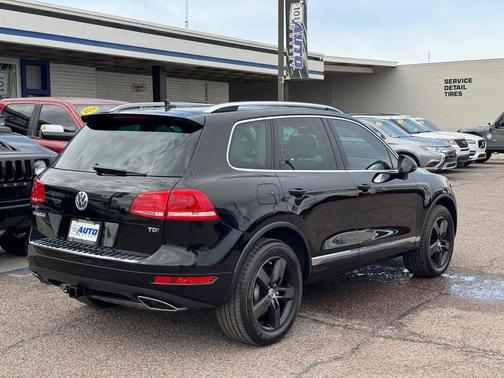 2013 Volkswagen Touareg TDI Lux
