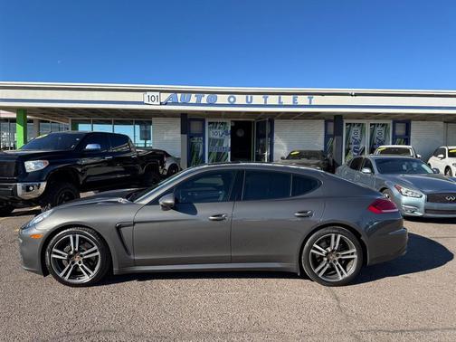 2014 Porsche Panamera 4