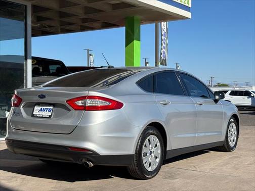 2014 Ford Fusion S