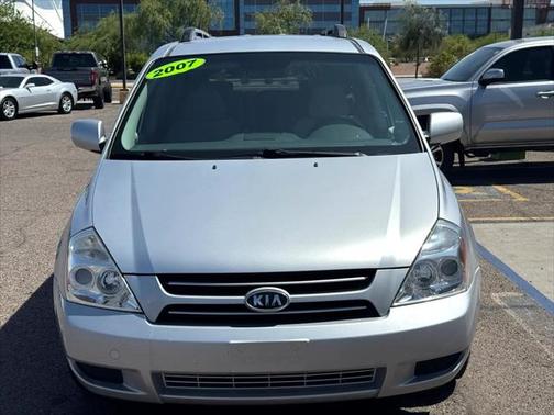 2007 Kia Sedona LX