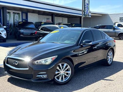 2015 INFINITI Q50 Base