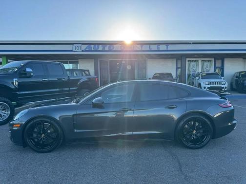 Volcano Grey Metallic 2020 Porsche Panamera 4S