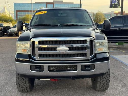 2005 Ford Excursion XLS