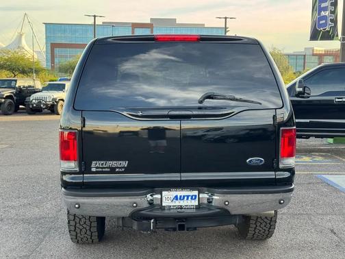 2005 Ford Excursion XLS