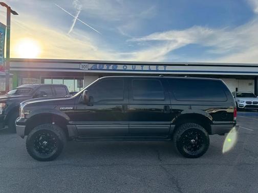 2005 Ford Excursion XLS