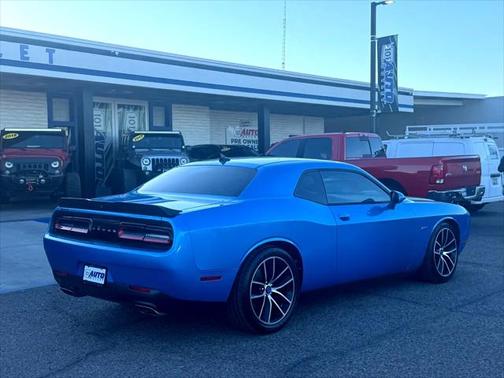 2015 Dodge Challenger R/T Plus