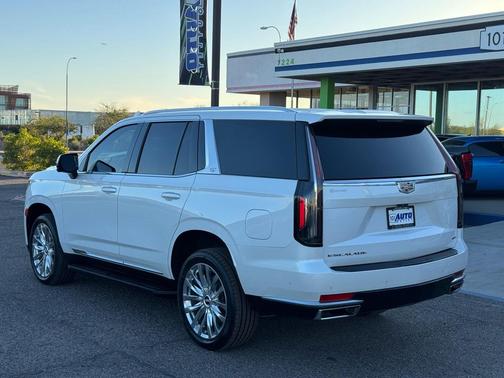 2022 Cadillac Escalade Premium Luxury
