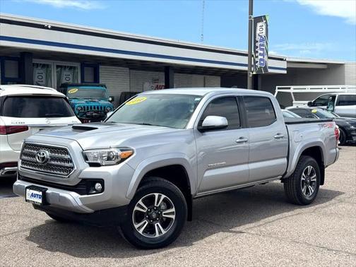 2016 Toyota Tacoma SR