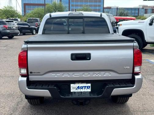 2016 Toyota Tacoma SR