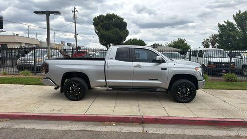 Silver 2017 Toyota Tundra SR5