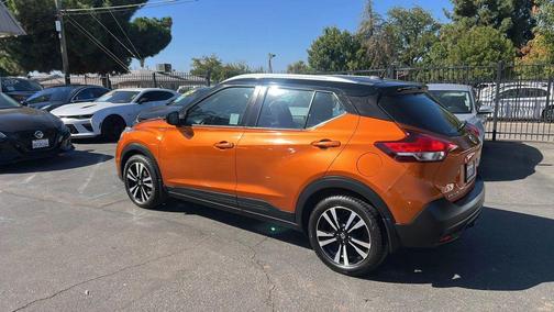2019 Nissan Kicks SV