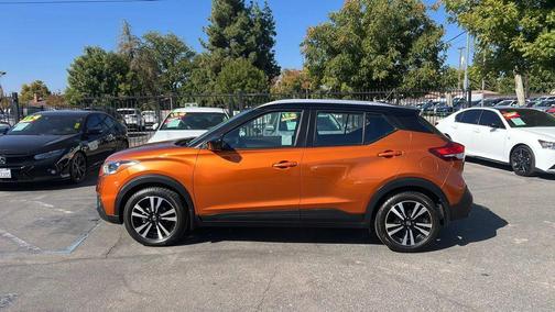 2019 Nissan Kicks SV