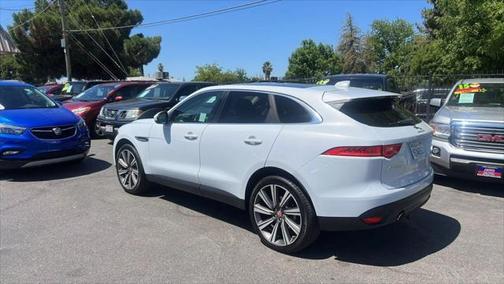 2018 Jaguar F-PACE 35t Prestige