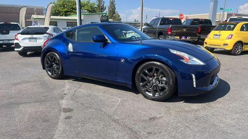 2017 Nissan 370Z Base