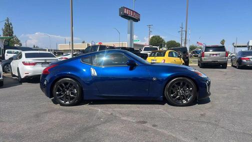 2017 Nissan 370Z Base