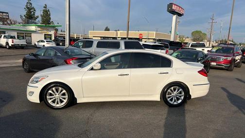 2013 Hyundai Genesis 3.8