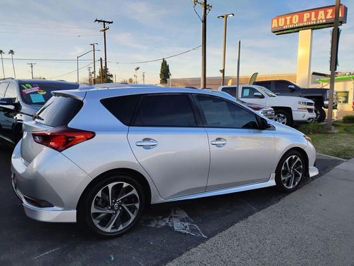 2016 Scion iM Hatchback 4D