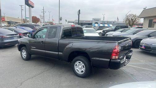2014 Toyota Tacoma Base