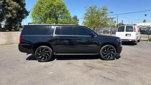2020 Chevrolet Suburban LT
