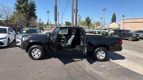 2022 Toyota Tacoma SR5
