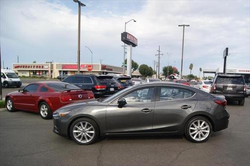 2017 Mazda Mazda3 Grand Touring