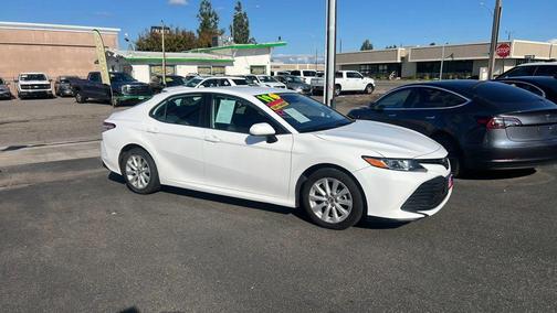 2019 Toyota Camry LE