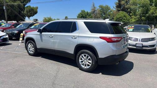 2020 Chevrolet Traverse LT Cloth