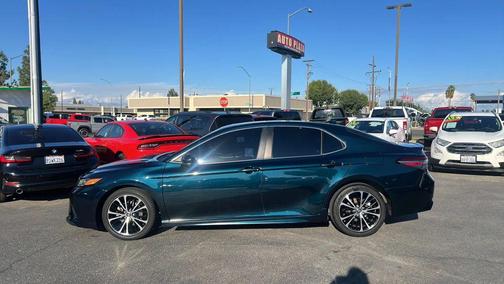 2019 Toyota Camry LE