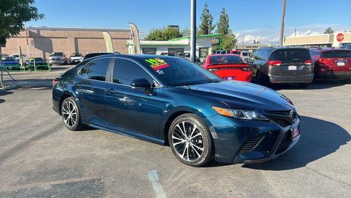 2019 Toyota Camry LE