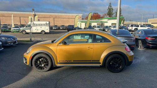 2016 Volkswagen Beetle 1.8T Dune