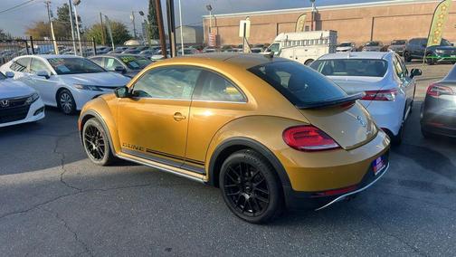 2016 Volkswagen Beetle 1.8T Dune