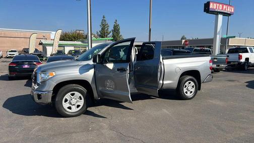 2014 Toyota Tundra SR5