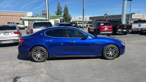 2017 Maserati Ghibli Base