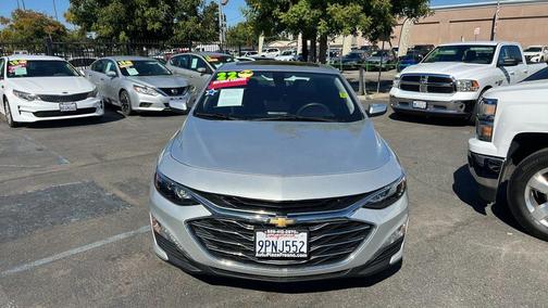 2022 Chevrolet Malibu FWD LT