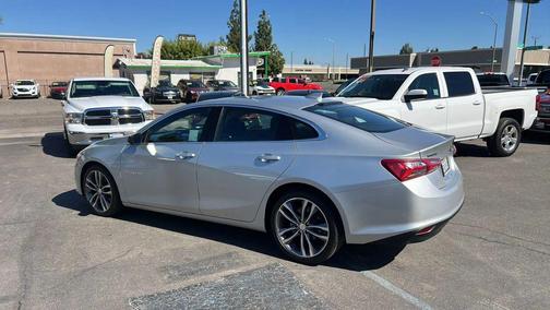 2022 Chevrolet Malibu FWD LT